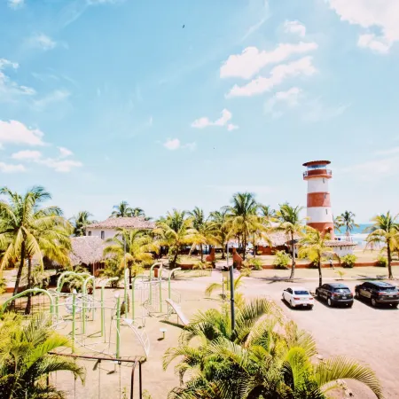 El Sitio Village