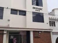 Hostal du Parc โรงแรมในตรูฆีโย