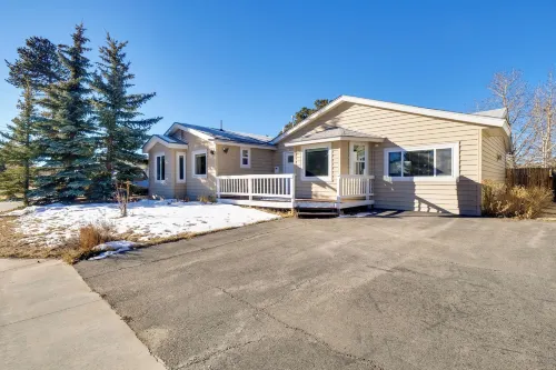 Quaint Leadville Home w/ Grill: Walk to Dtwn! - WiFi