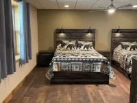 Escape to Paradise: Your dream vacation awaits in our stunning lakefront rental! Hotels in Nokomis