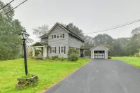 Rustic Bainbridge Retreat w/ Spacious Yard! - 3-Star