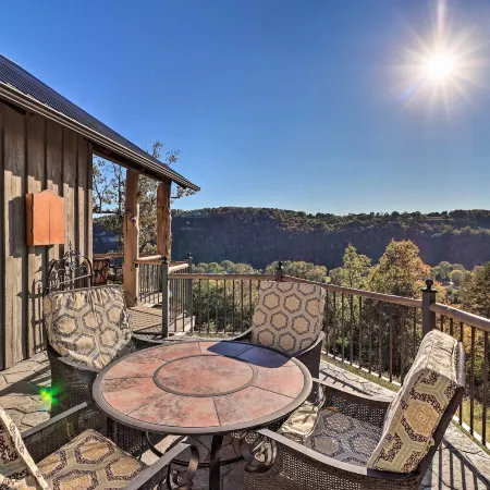 Mountain View Hideaway w/ Outdoor Fireplace!