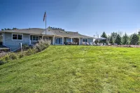 Hot Tub & Sauna! 7-Acre Coastal Michigan Home - 3-Star