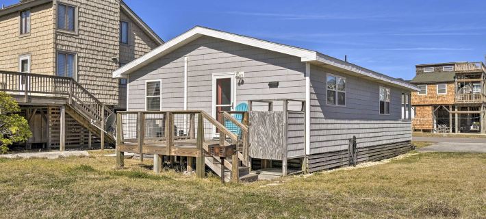 Nags Head Cottage Screened Porch, Walk to Beach! Hotels in Kill Devil Hills