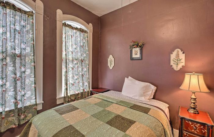Pet-Friendly Apt Walk to Missouri River!