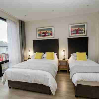 The James Suites Others
