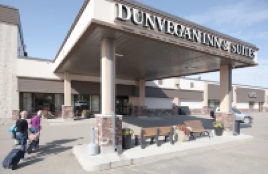 Dunvegan Inn & Suites Hotel di 