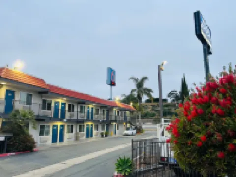 Motel 6 la Mesa, CA - San Diego Hotels in La Mesa