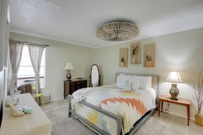 Dallas Condo with Pool Access - Walk to Knox Street!