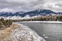 Inviting Townhome: 30 Mi to Yellowstone NP!