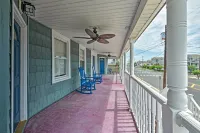 Seaside Wildwood Haven: Walk to Boardwalk/Beach! - Homestays