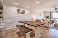 Chic Fort Walton Condo ~ 2 Blocks to Beach! - Condos