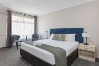 Mandala Ace Albany Hotel