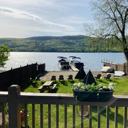 The Sundowner on Lake George