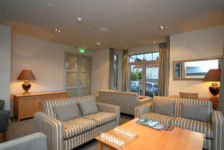 Bluestone on George Отели рядом с достопримечательностью «Clocktower Building Leith Street»