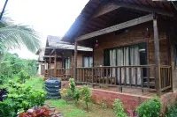 Jungle Wood House Hotels near Jamia Masjid Onikeri