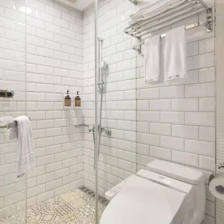 BlueSky Hotel Отели рядом с достопримечательностью «Тай Чун Парк»