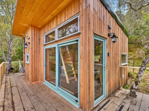 Cosagach Falls Cabin Hotels in Beauly