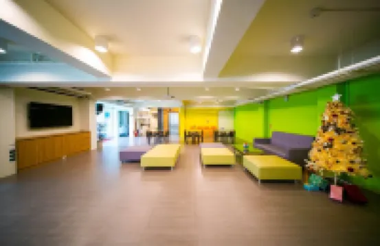 客旅家嘉義國際青年旅館 - 小旅館
