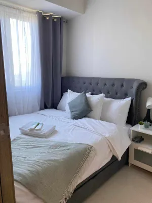 Smdc Coast Residences Condo Near Moa, Ccp, Picc, Star City
