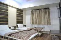 Hotel Decent