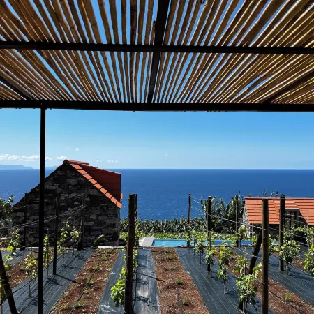 Casas Do Laranjo- Cottages & Infinity Pool by Brugrani