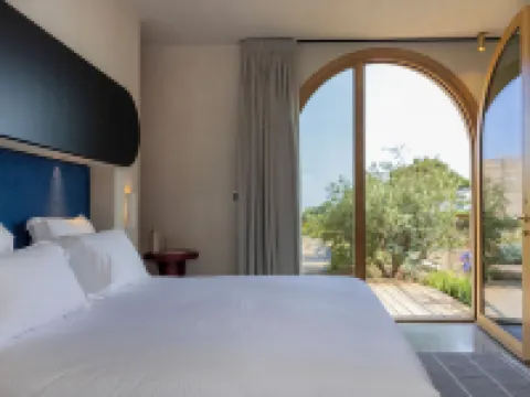 Mylos Hotels in Cargese