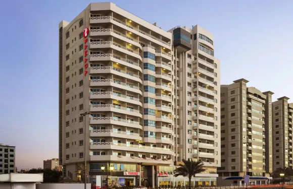 阿吉曼海灘温德姆華美達酒店