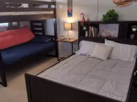 Pelican Inlet - Cozy Beach Condo!1 block from the beach! Sleeps 6. Pool/Tennis Hotels in Crescent Beach