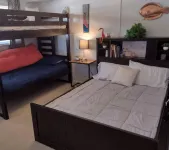 Pelican Inlet - Cozy Beach Condo!1 block from the beach! Sleeps 6. Pool/Tennis