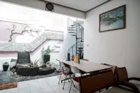 RedDoorz Syariah Near Gatot Subroto Lampung 4 Hotels in Bumi Waras