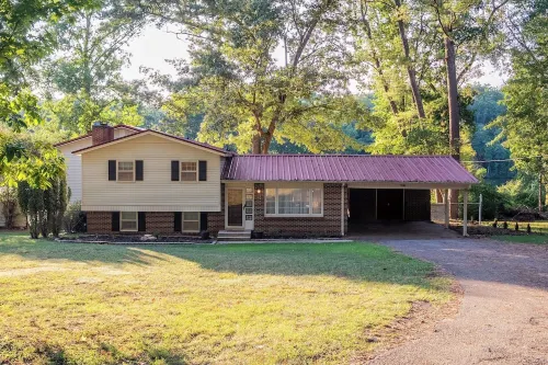 5Br - Lakefront Home - 4 King Beds, Private Dock, Kayaks, Canoe, & Fast WiFi
