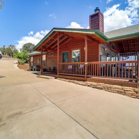 Fire Pit & Views: Falconcrest Cottage in Payson!