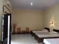 Surya Guest House Hotels in Sumberasih
