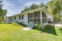 Waterfront Florida Abode w/ Deck, Grill & Fire Pit - chambre d’hôtes