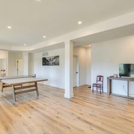 Stunning Twin Lakes Home w/ Deck, 2 Mi to Lake!