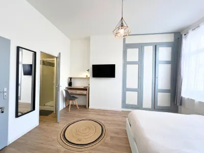 Maison Hypercentre Avec Jardin, idéale Groupes, 5 Chambres 5 Salles de Bain