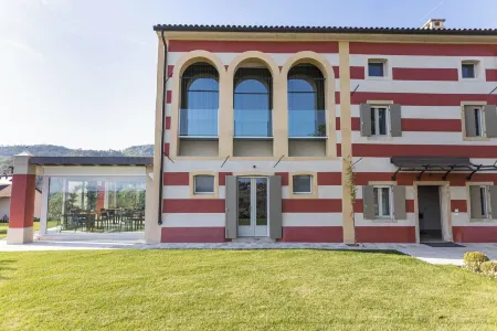 Tenuta Duchi Corbanus Отели в г. Pieve di Soligo