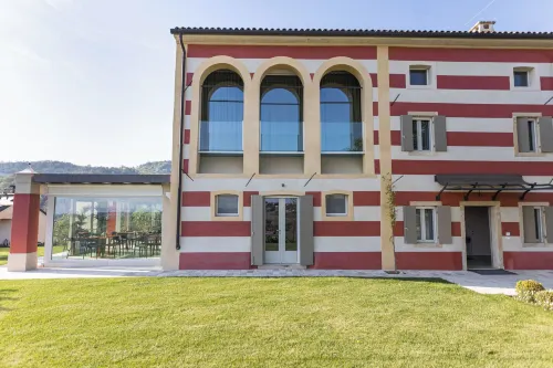 Tenuta Duchi Corbanus Hotels in Tarzo