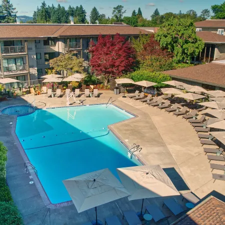Valley River Inn