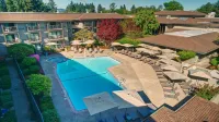 Valley River Inn - Pools