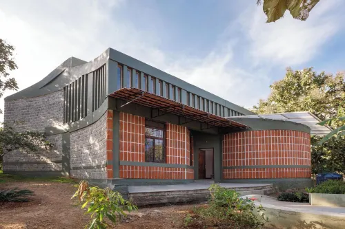 Rustic Farmpool Hotels in Hosur