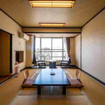 ホテル八田 Rooms