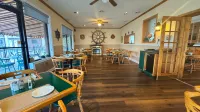 Riviera Inn & Suites 1000 Islands Hotels in Gananoque