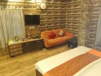 Kollolini Kolkata - B&Bs (Bed and breakfast)