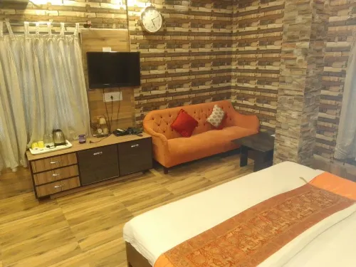 Kollolini Kolkata
