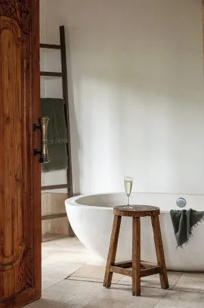 The Boathouses at Leaves & Fishes Отели в г. Лочайнвар