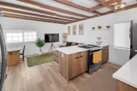 Modern Apartment Near Disneyland - Free Parking