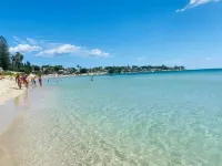 Villa Dream: Direct Access to the Beach, 4 Bedrooms & 3 Bathrooms, Max 10 People - Villas