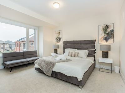 Luxury Home in Oakville